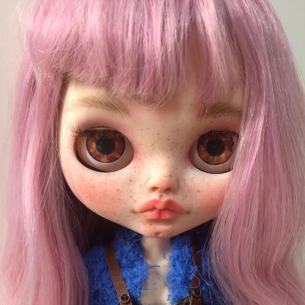 Blythe - Picture 2 of 10